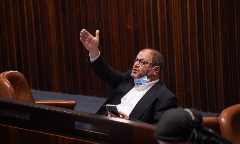 "עכשיו אתם בגוש של לפיד?" צפו בתשובה של עפר כסיף