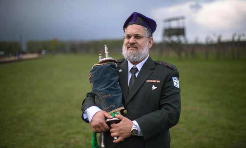 אחרי 27 שנים: סגן הרבצ"ר פורש מצה"ל