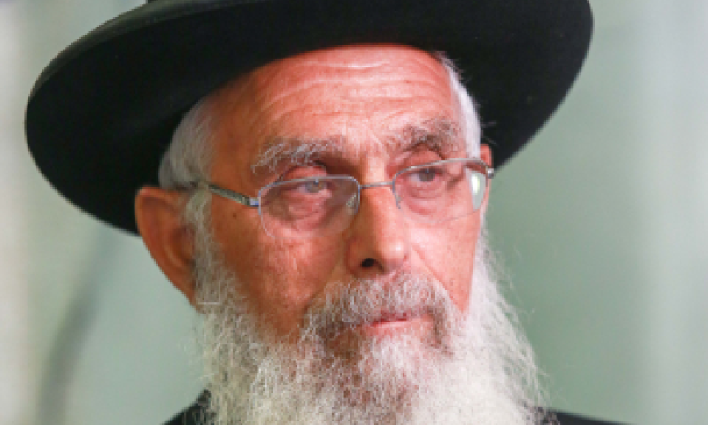 הרב אריאל הפתיע את הנוכחים: "אני פורש"