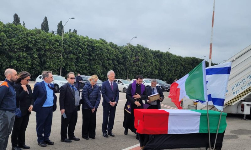 תיעוד: הפרידה מהנרצח האיטלקי בפיגוע