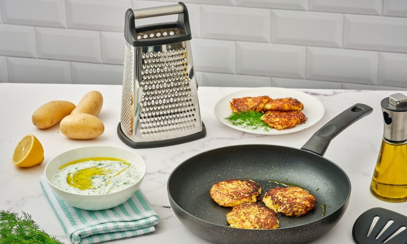 מתכון לחנוכה: לביבות תפוחי אדמה עם טוויסט