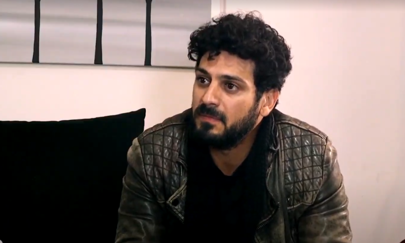 צפו: המפגש המרגש של אביב אלוש עם הוריו של עמית ז"ל