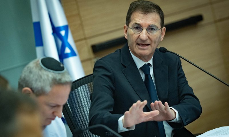 ח"כים מ'יש עתיד' פרצו ללשכתו של ביסמוט &ndash; זה העונש שקיבלו