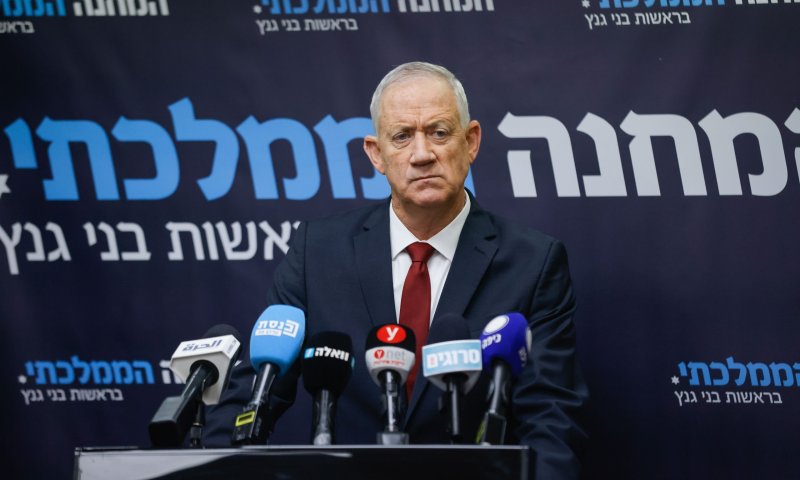 גנץ פעל מאחורי קלעים מול חברי קואליציה