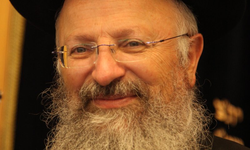 'כמו נהג שהולך לישון': הרב אליהו במסר לרופאי הדסה