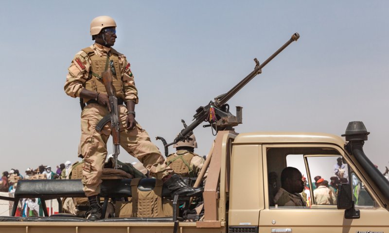 ניסיון הפיכה בניז'ר: מאבטחי הנשיא עצרו אותו בארמון