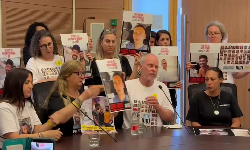 קית' סגל בעדות מהשבי: "כיוונו אקדח לראש, אמרו שיהרגו אותנו"