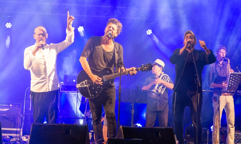 צפו: מיטב אמני ישראל הגיעו לחזק את בית אל