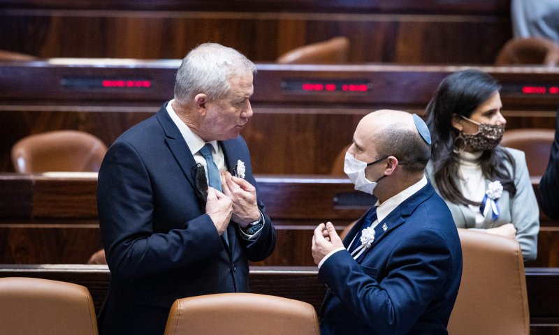 פנייה לבנט וגנץ: האם יהיו איחודי משפחות מעזה?