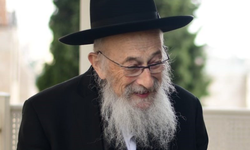 תלמיד הרב טאו: מכפישים את הרב בשביל רייטינג