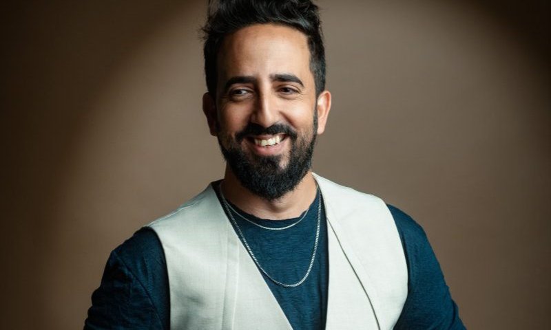 "סיפור שלא יכולתי שלא לכתוב עליו": שי נחייסי בסינגל חדש