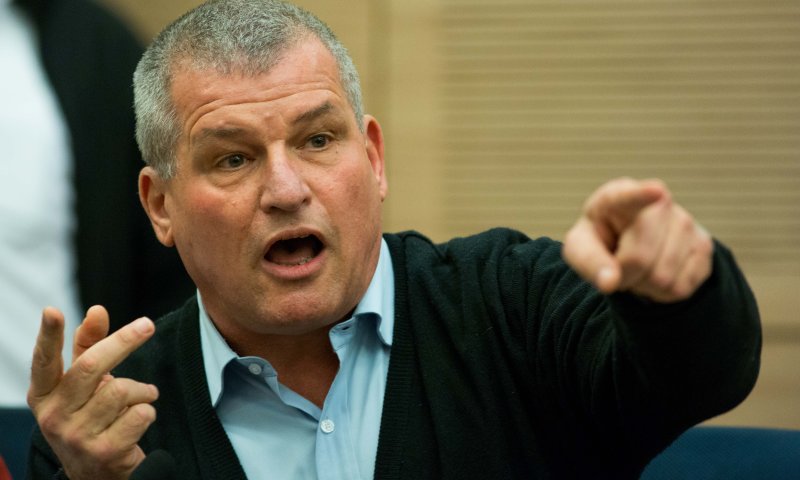 מהומה במליאה: "ה' מליט את פניו מרוב בושה"