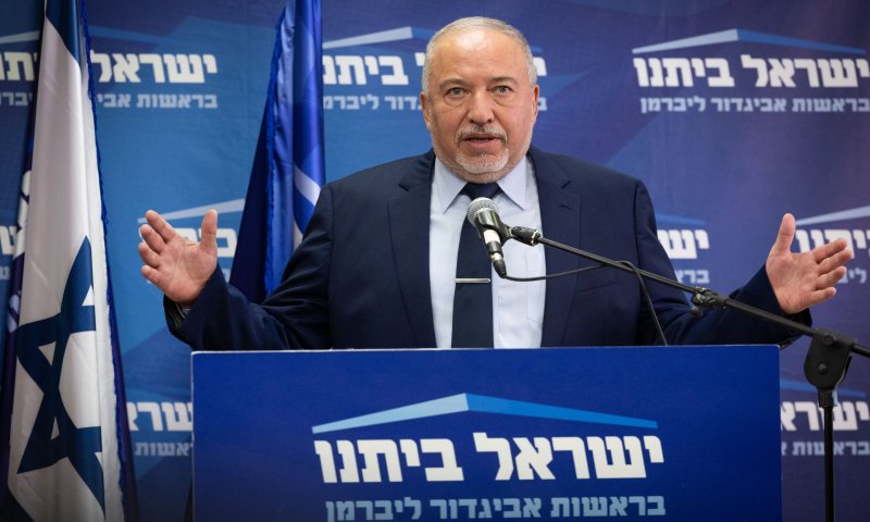 ליברמן: "הכול תלוי בהתנהגות של האזרחים"