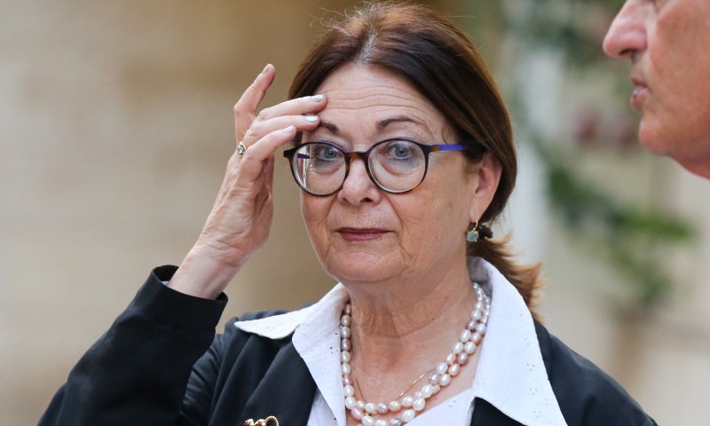 "אולי נכניס את כל הג'ינג'ים לצל בגלל החור באוזון?"