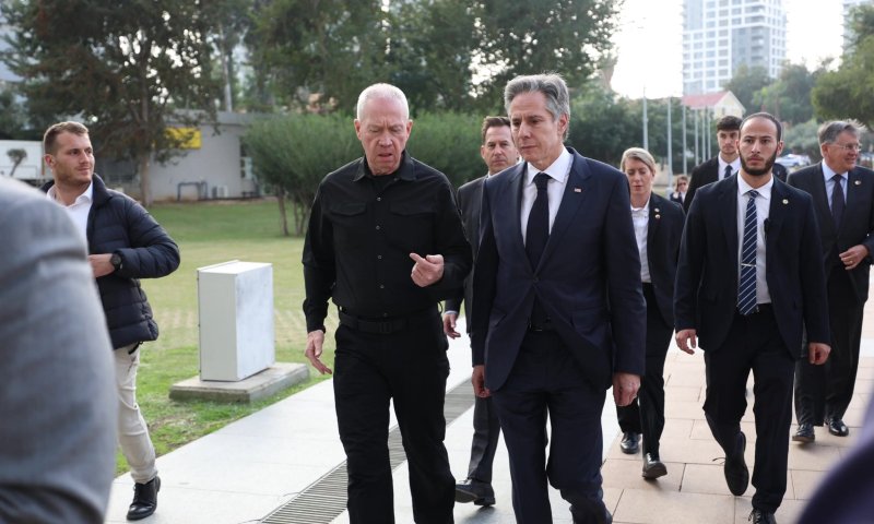 גלנט: הצבת חלופה לחמאס תסייע בהשבת החטופים