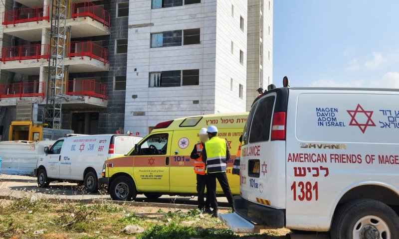 טרגדיה באשקלון: נקבע מותו של פועל שנפל מגובה