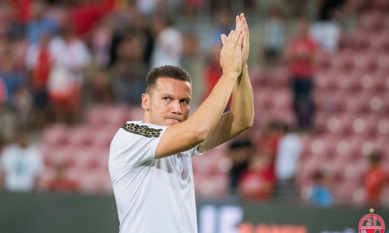 הקבוצה החדשה של ברק בכר