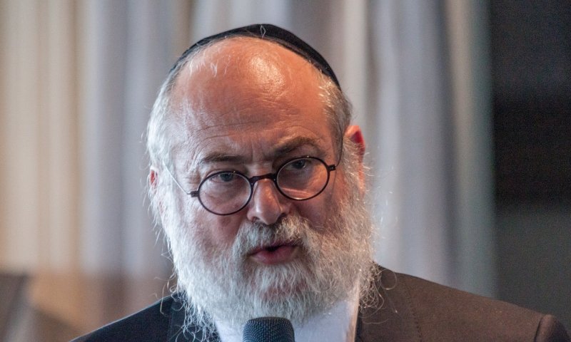 אירופה מסוכנת: רבה של הולנד הוזהר מהתנקשות