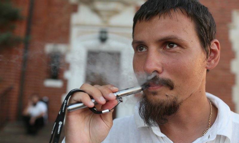 סיגריה אלקטרונית מזיקה פחות? האמנם?