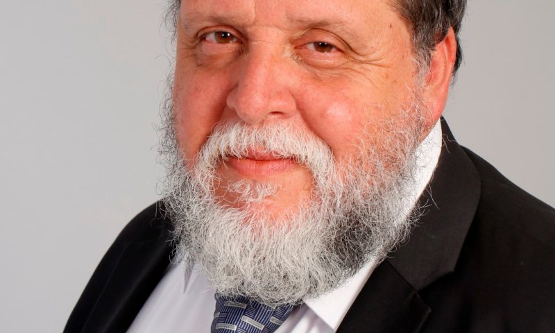 הרב פוירשטיין: "הוצאתי את ספרי הרב טאו מהספרייה"