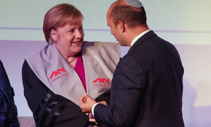 בנט נפגש עם מרקל: "ידידת אמת של ישראל"