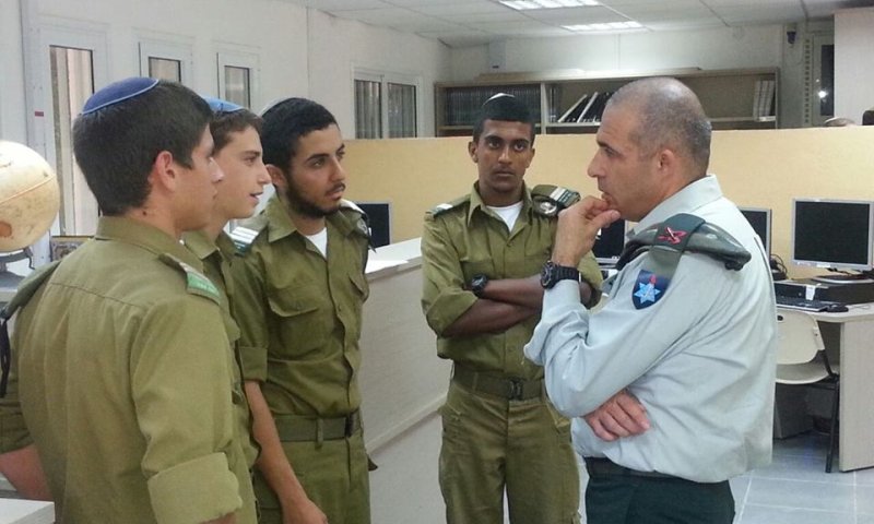 'צועקים את צעקת הרוב- רוצים להתגייס לצבא'