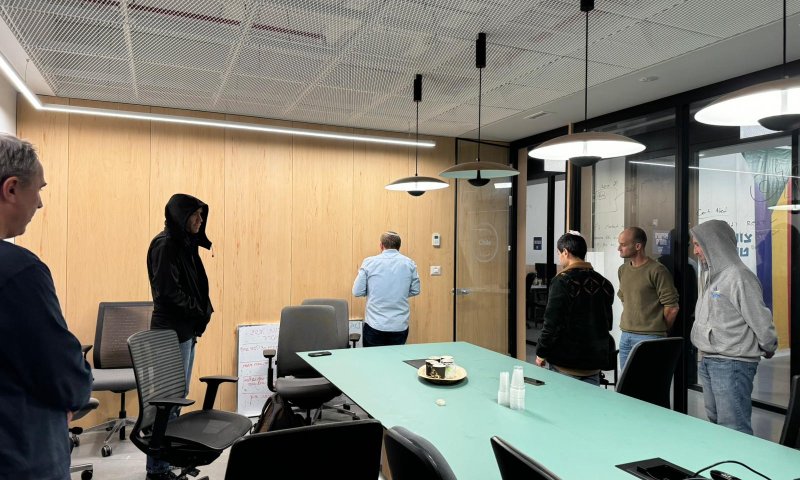 קדיש בלתי נשכח עם האחים מ"אחים לנשק"