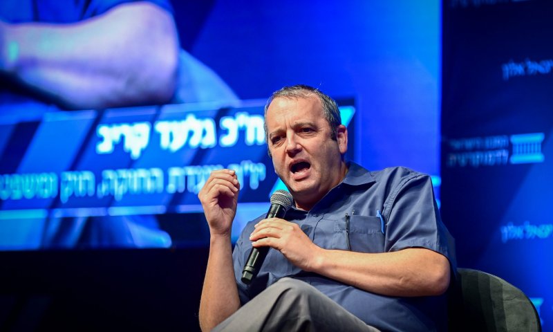 איום קיומי: גלעד קריב במתקפה נגד מכינת עלי