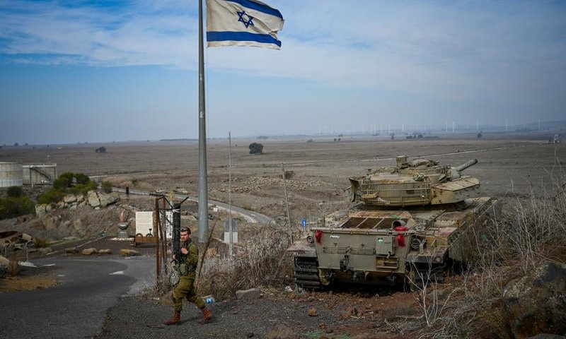 קצינים נפגשו עם ראשי הכפרים הסורים שנכבשו