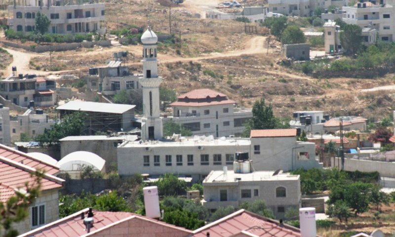 תיעוד מצולם מוכיח: כשמדובר במסגדים המדינה נמנעת מלהרוס