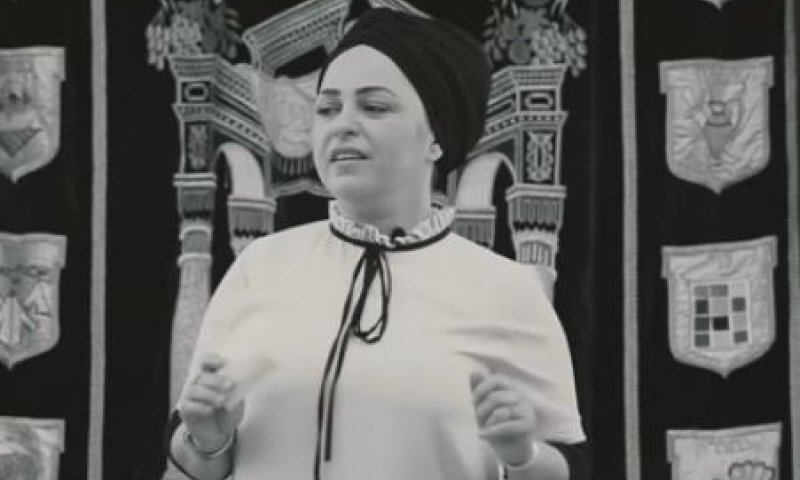 המתקפה על הרבנית ברש נמשכת: "קליפה חדשה"