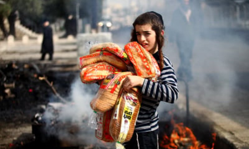 רבני בית הלל: לא לשרוף את החמץ, לתת אותו לגויים