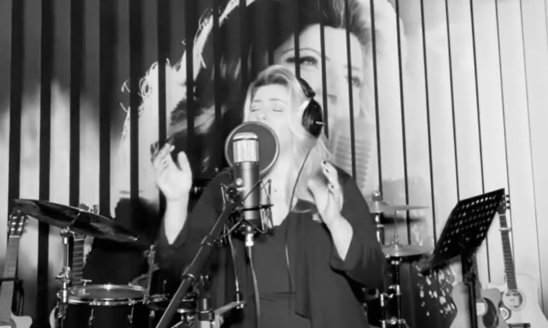 "תפילה ענקית לחופש": שרית חדד בחידוש מרגש