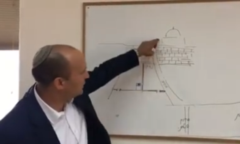בנט מסביר: זו עמדתי בנושא מתווה הכותל. צפו