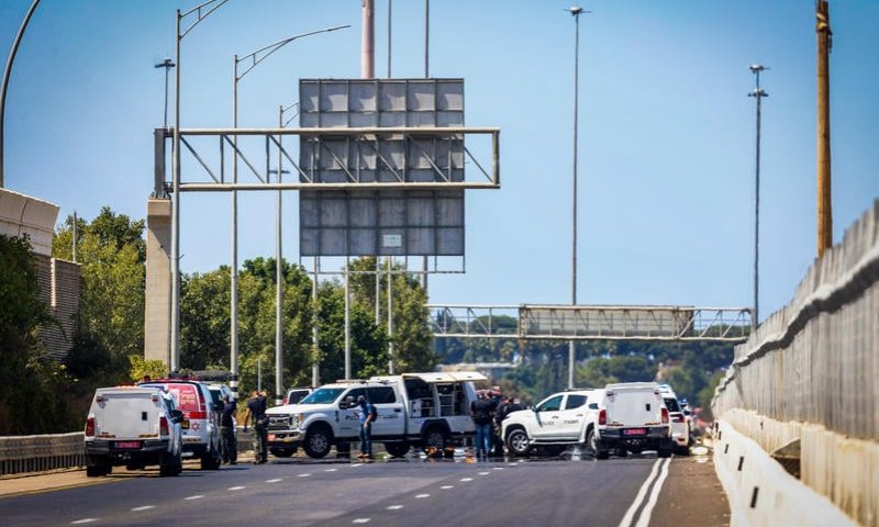 האלימות בכביש: תקף משפחה עם גז פלפל ופגע בתינוק. צפו