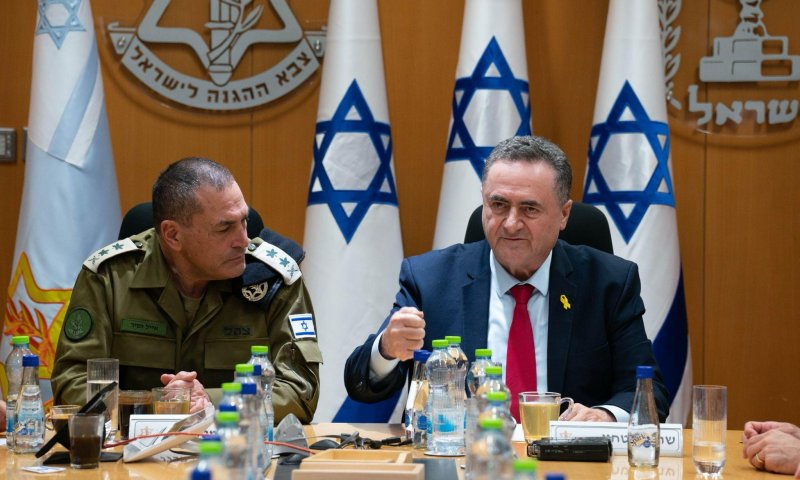 שר הביטחון כ"ץ והרמטכ"ל זמיר כינסו לראשונה את פורום המטכ"ל