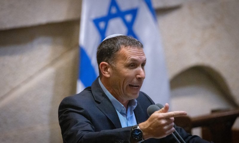 עימות בקואליציה: "הצהרה אומללה של מתן כהנא"