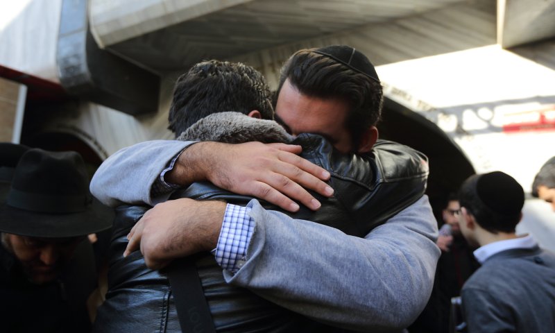 צפו: ארבעת הנרצחים מובאים למנוחות