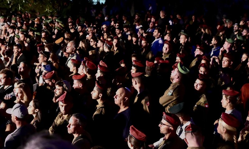"הבטחת שתשמור עלינו": מאות בהלווית בר פלח ז"ל