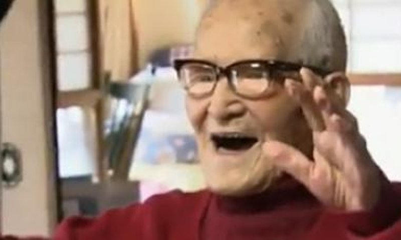 בשיבה טובה: האיש המבוגר בעולם הלך לעולמו