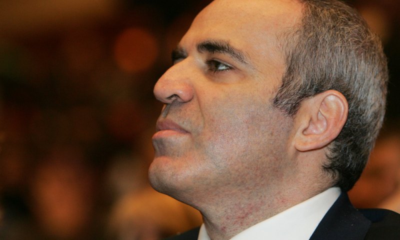 שובו של המלך: קספארוב חוזר למשחק המלכים