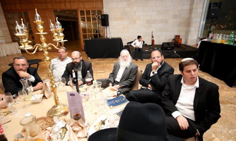 נדיר: ראשי ישיבות ציוניות וחרדיות בכנס משותף