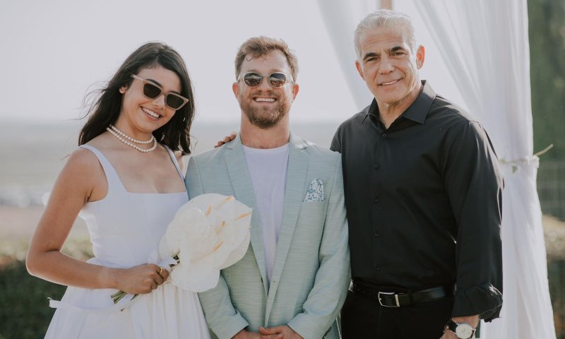 מזל טוב: בנו של רה"מ מתחתן עם בת זוגתו