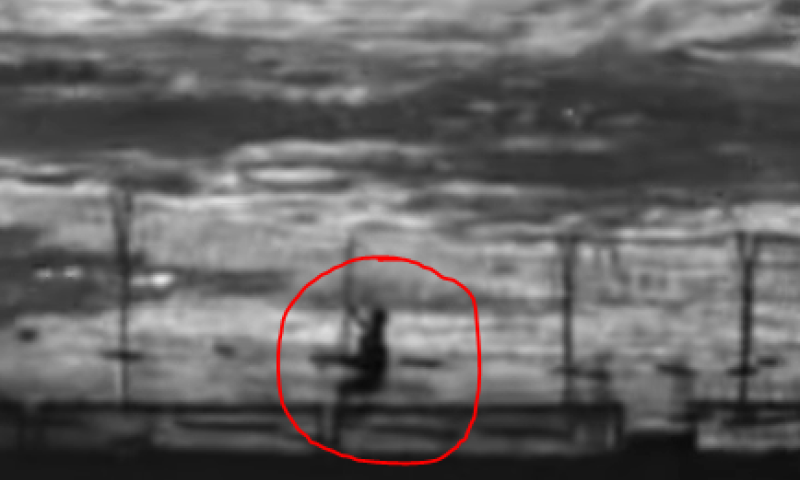 תיעוד מטלטל: אברה מנגיסטו חוצה את הגדר. צפו