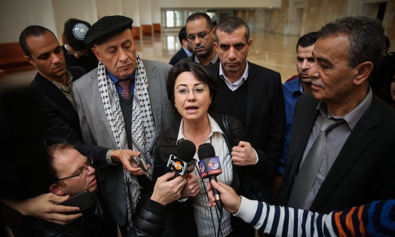 חנין זועבי הותקפה ברמת גן; פעיל שפך עליה מיץ