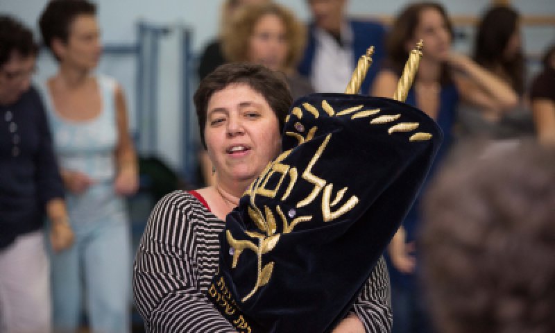 זה החג של התורה, ולא החג של הכיבודים