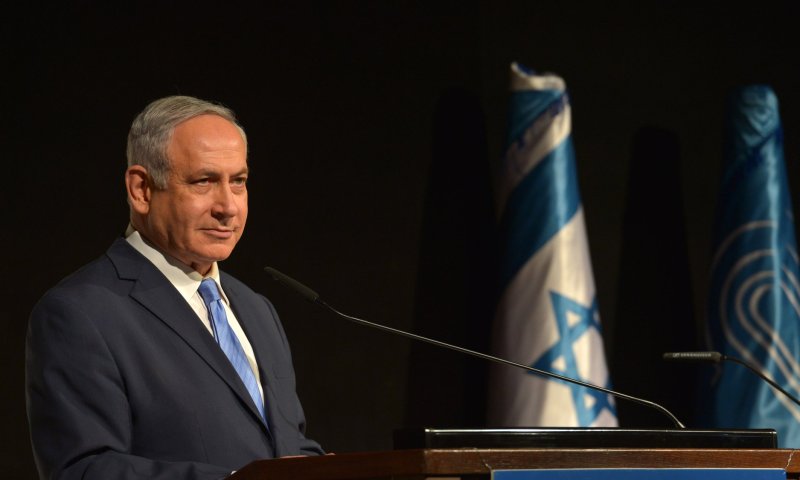 ראש הממשלה ימריא הלילה לפריז, בלי פגישה עם פוטין