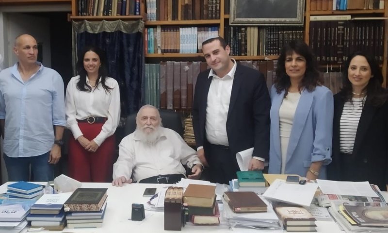 תקבל תמיכה? שקד והבית היהודי בבית הרב דרוקמן