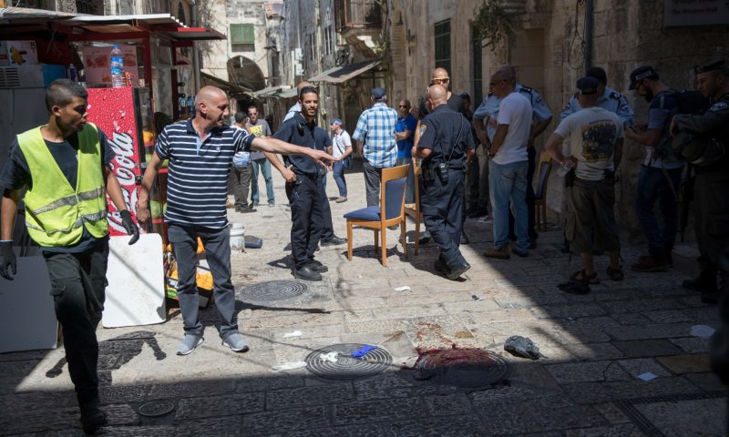 מחבל ניסה לרצוח שוטר; ירדן גינתה דווקא את ישראל