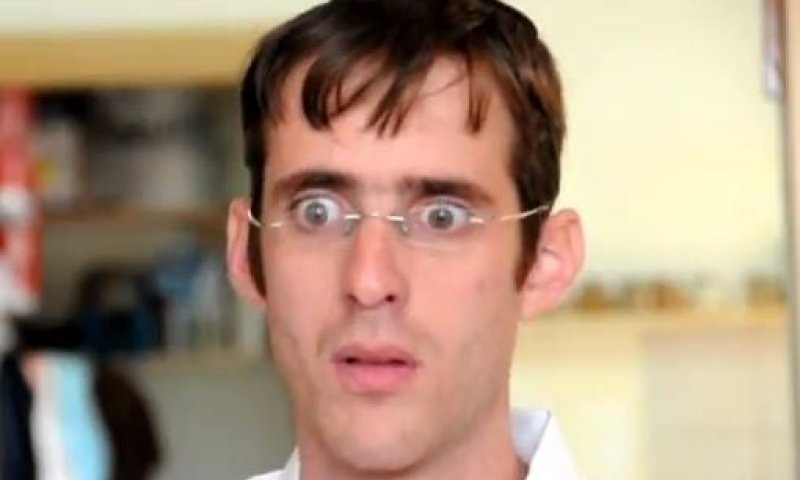 אנדרדוס: מה קורה כשמגישים קינוח חלבי בארוחה בשרית?